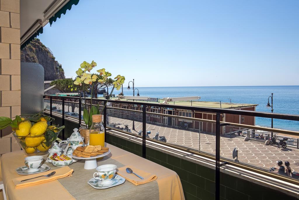 Angelina Apartments Amalfi Coast 마이오리 외부 사진